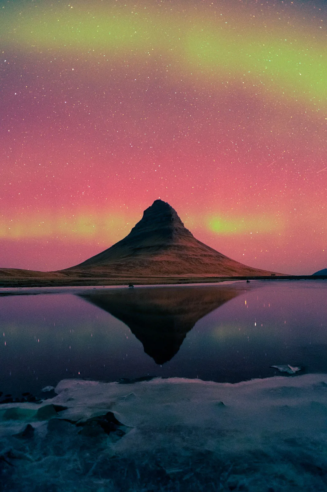 Aurora boreal en un viaje fotográfico por Islandia