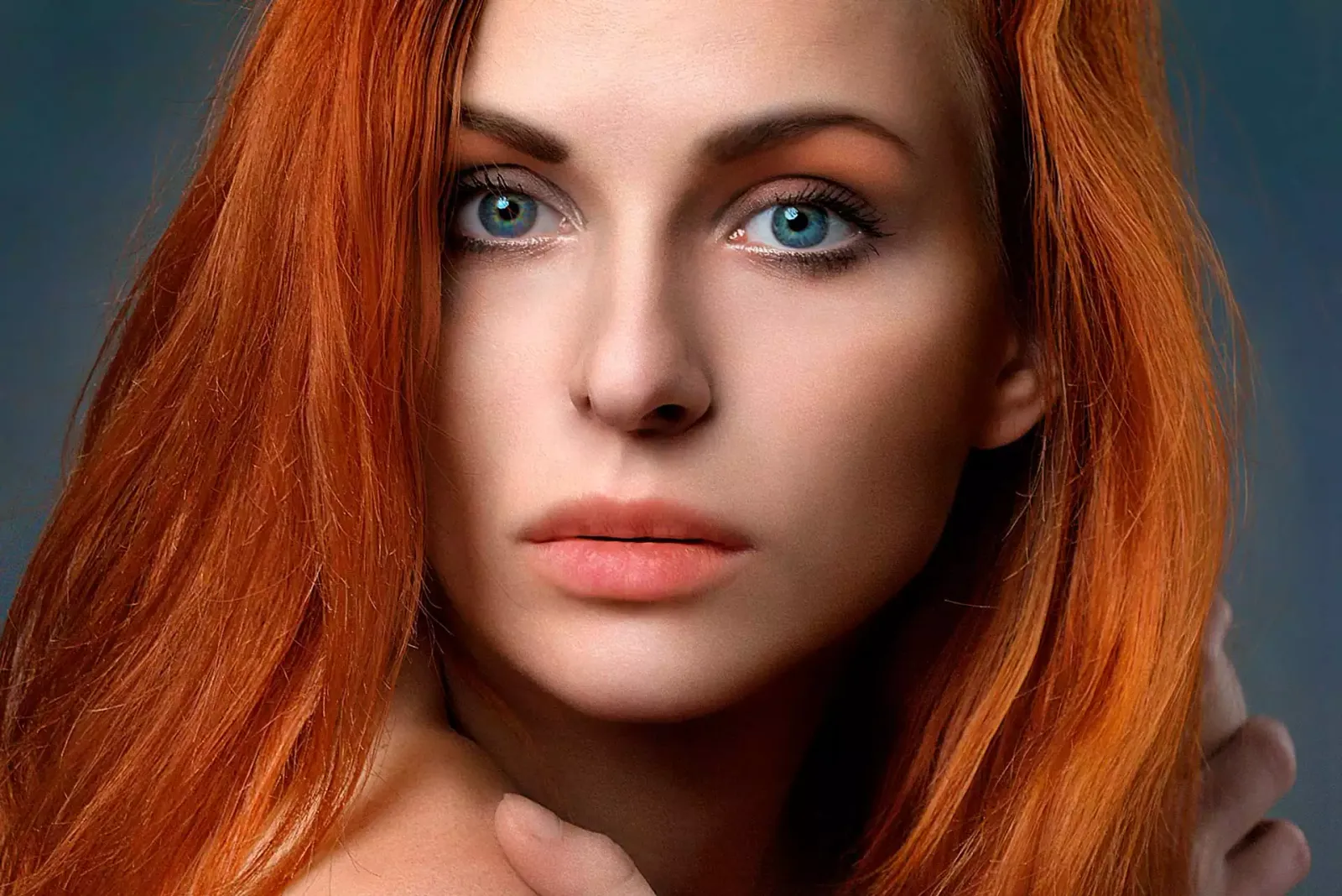 Changing eye colour in Photoshop