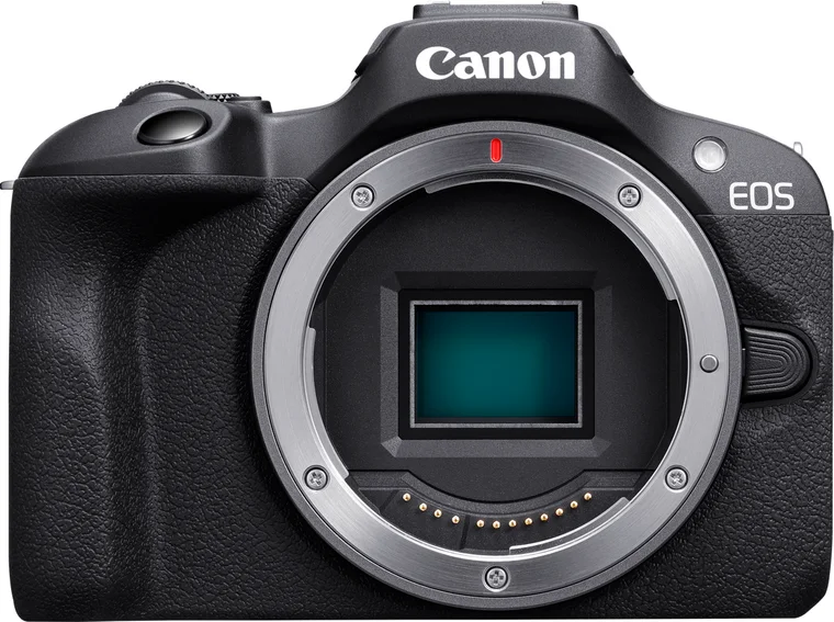 Canon EOS R100 + RF-S 18-45mm