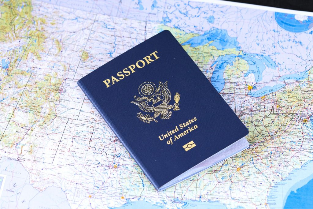 llevar a un viaje fotografico pasaporte