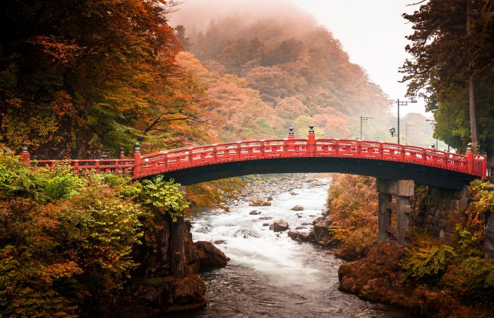 Valle de Nikko en otoño, Japón