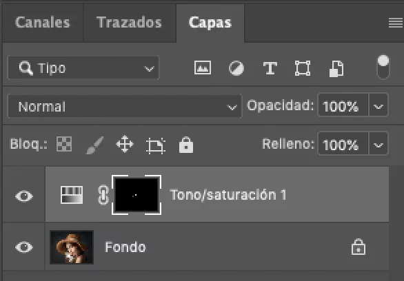 Capa de Tono Saturación en Photoshop con máscara de visibilidad