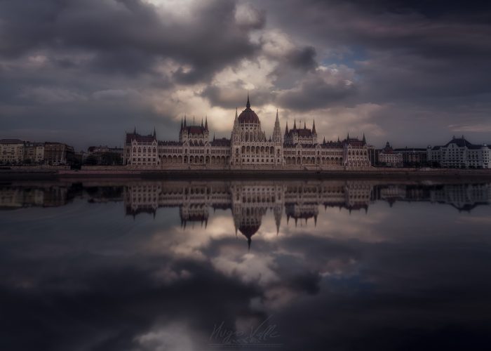 Budapest Photo Tour Parliament