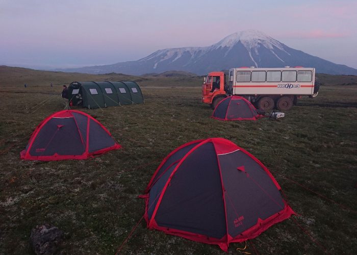 camp-in-kamchatka