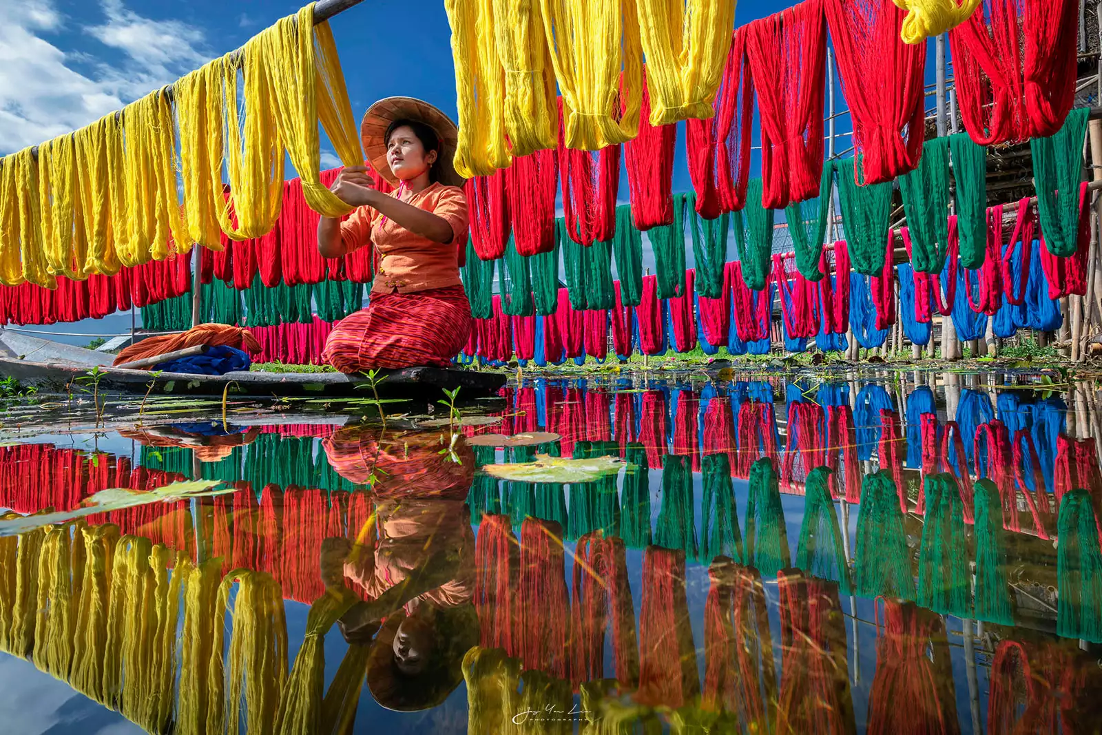 fabrica de colores en Birmania