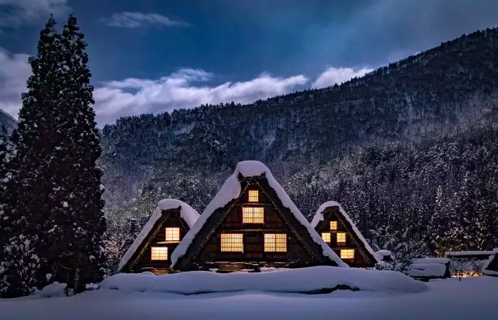 Japanese Alps houses during winter