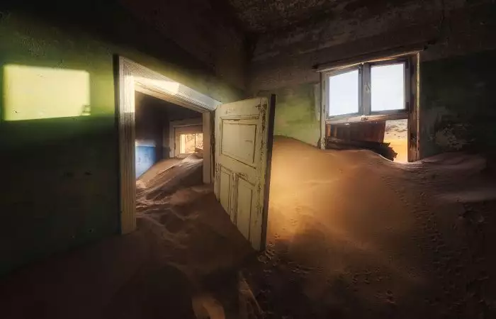 La ciudad fantasma de Kolmanskop durante un viaje fotográfico